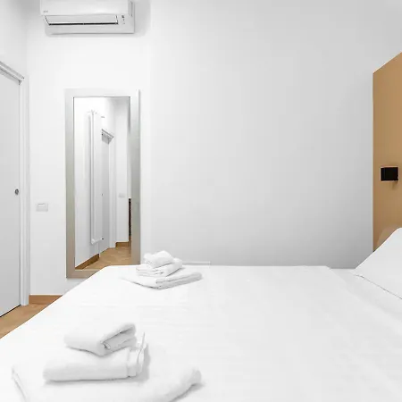 Navigli Loft 20 *